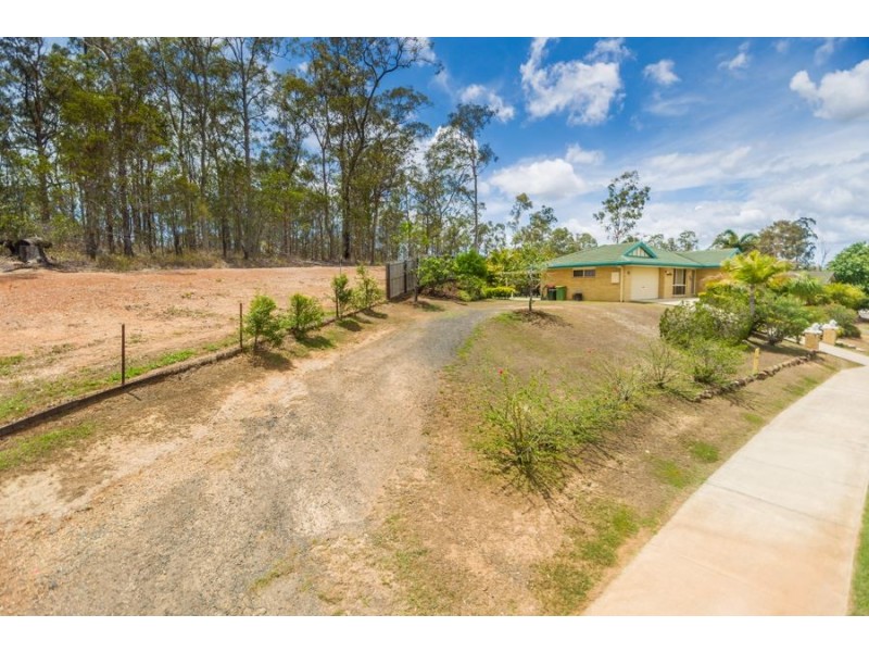 106 Rue Montaigne, Petrie QLD 4502