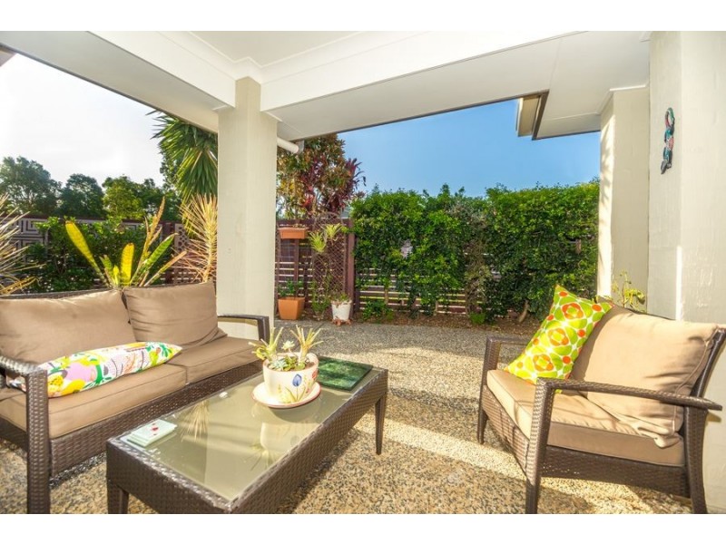 15 Birdwing Cres, Kallangur QLD 4503