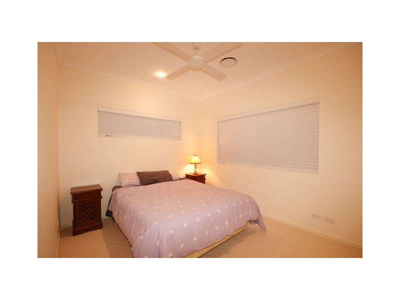 8 silverbirch place, Bridgeman Downs QLD 4035