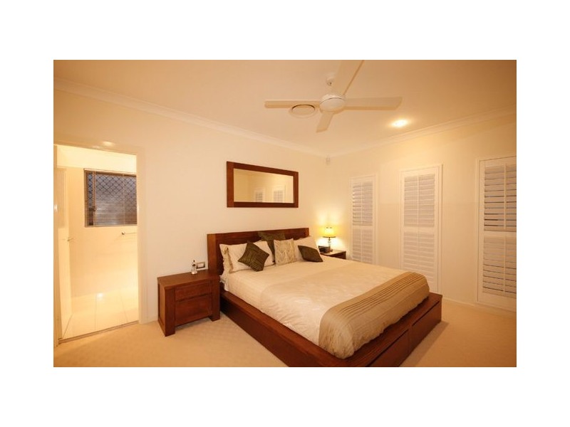 8 silverbirch place, Bridgeman Downs QLD 4035