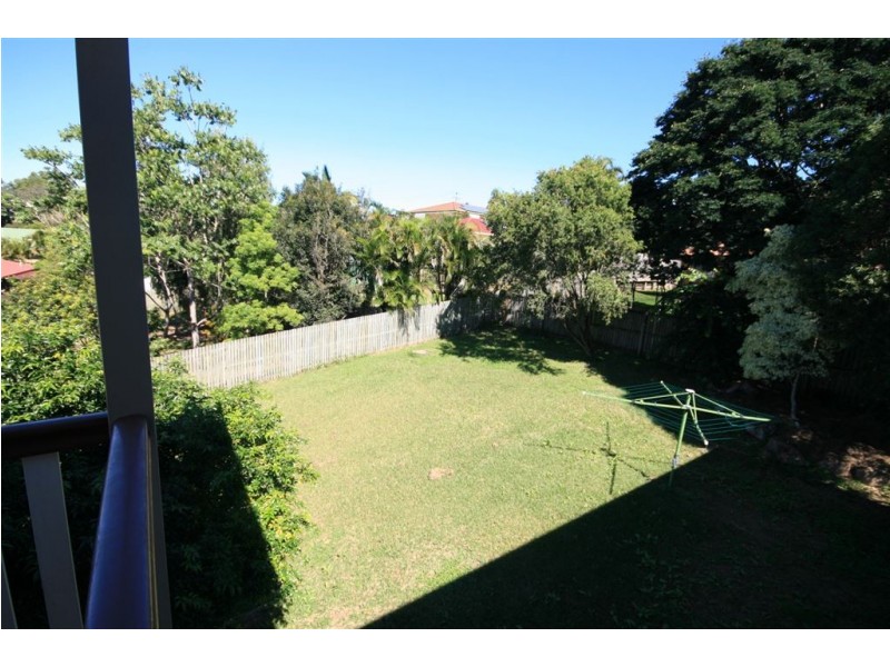 39 Walkers Road, Everton Hills QLD 4053