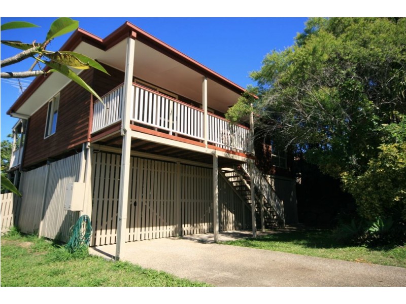 39 Walkers Road, Everton Hills QLD 4053