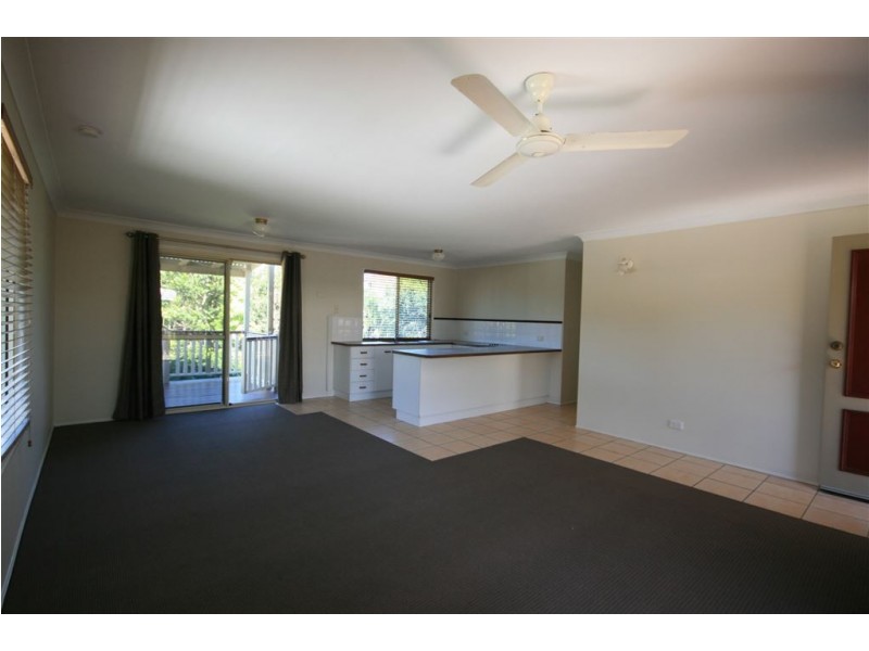 39 Walkers Road, Everton Hills QLD 4053