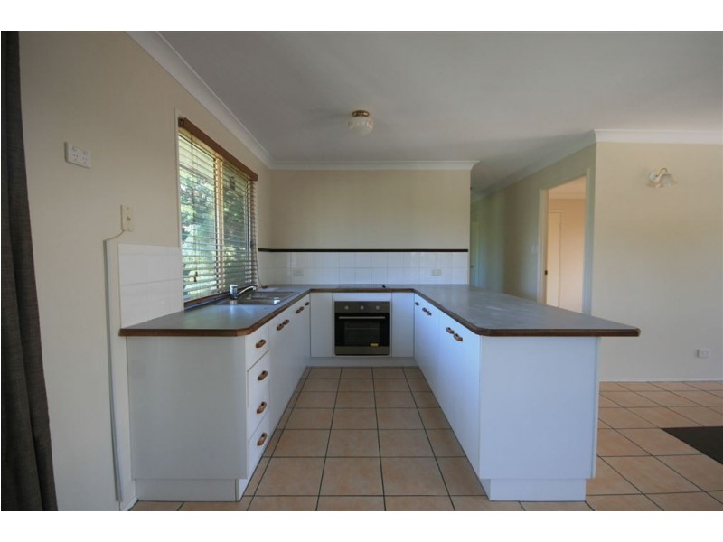 39 Walkers Road, Everton Hills QLD 4053