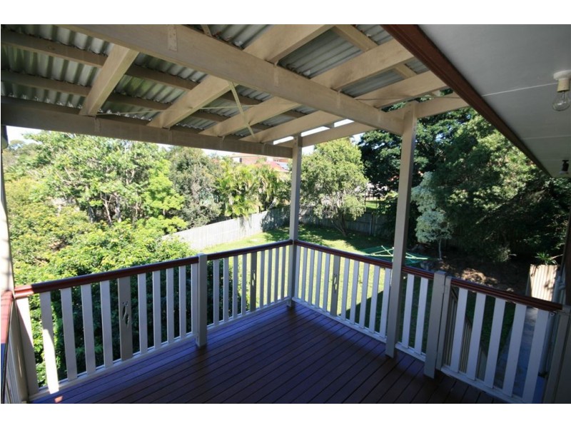 39 Walkers Road, Everton Hills QLD 4053