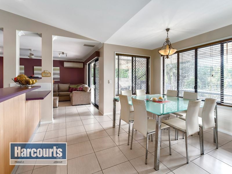 8 Duet Ct, Eatons Hill QLD 4037