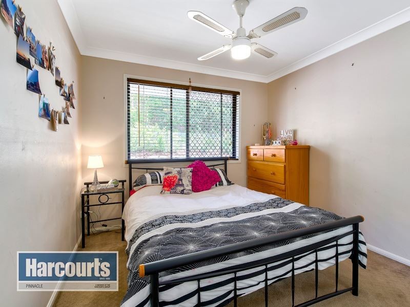 8 Duet Ct, Eatons Hill QLD 4037