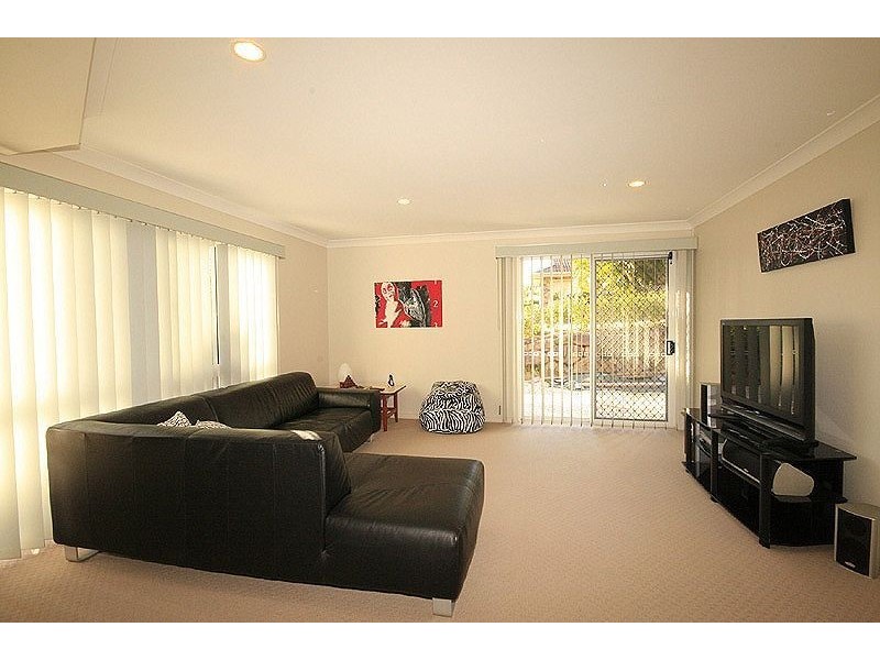 91 saturn cr, Bridgeman Downs QLD 4035