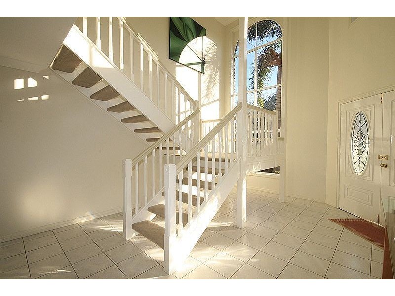 91 saturn cr, Bridgeman Downs QLD 4035