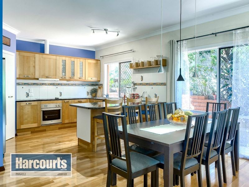 17 Deborah Pl, Westlake QLD 4074