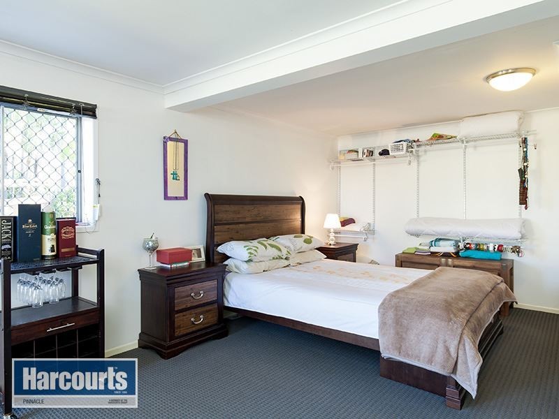 24 Illoura Street, Petrie QLD 4502