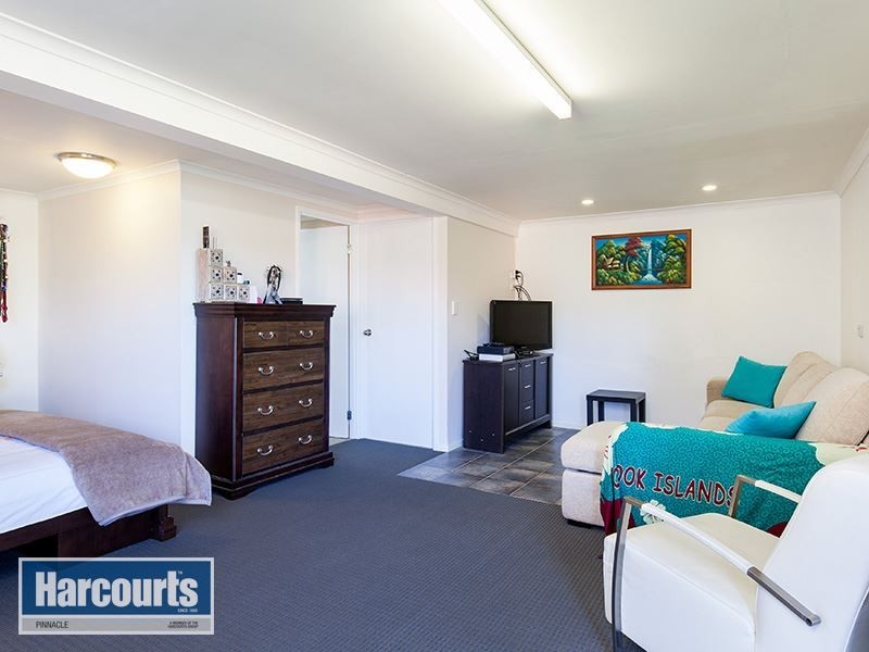 24 Illoura Street, Petrie QLD 4502