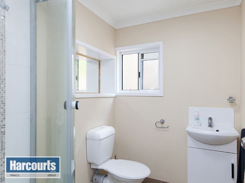 24 Illoura Street, Petrie QLD 4502