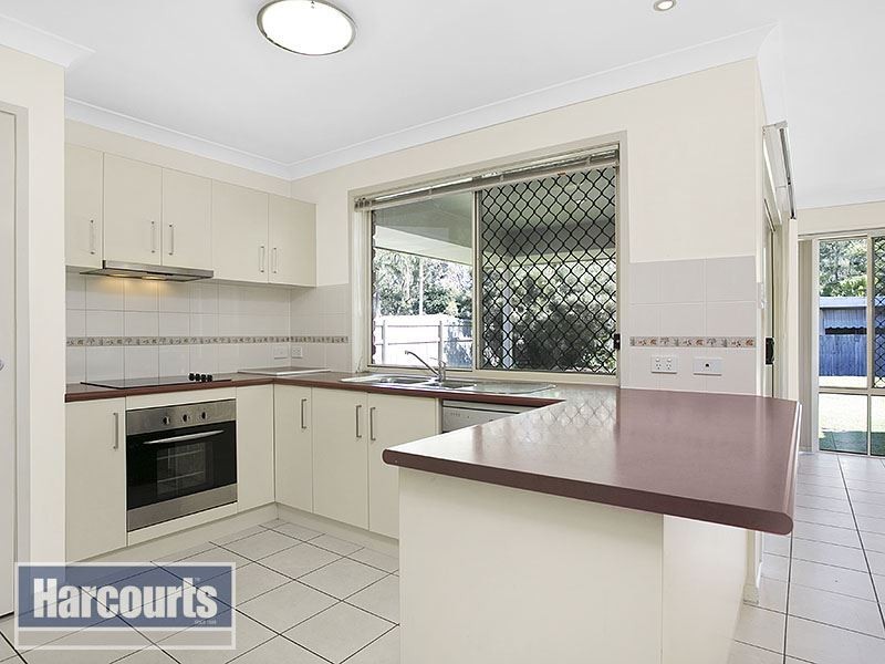 15 Bishop Court, Lawnton QLD 4501