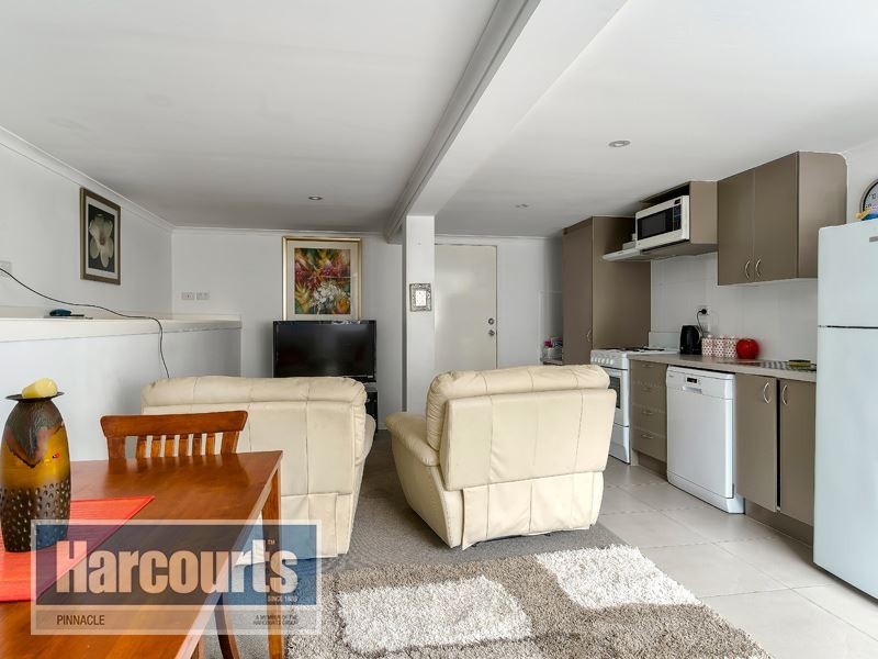 14 Maundrell Terrace, Chermside West QLD 4032