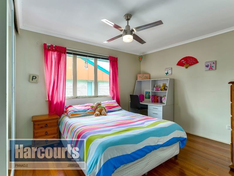 14 Maundrell Terrace, Chermside West QLD 4032