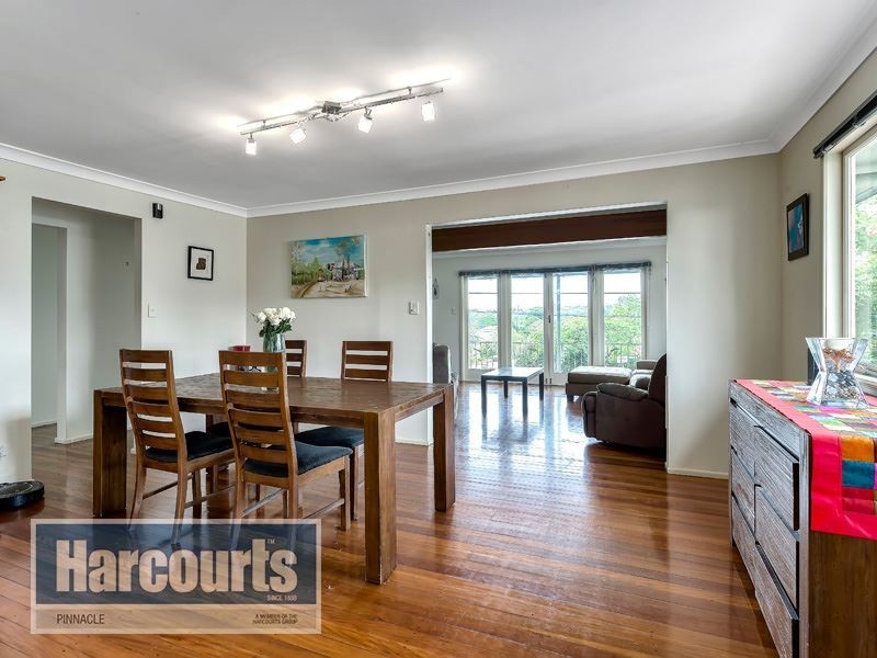 14 Maundrell Terrace, Chermside West QLD 4032