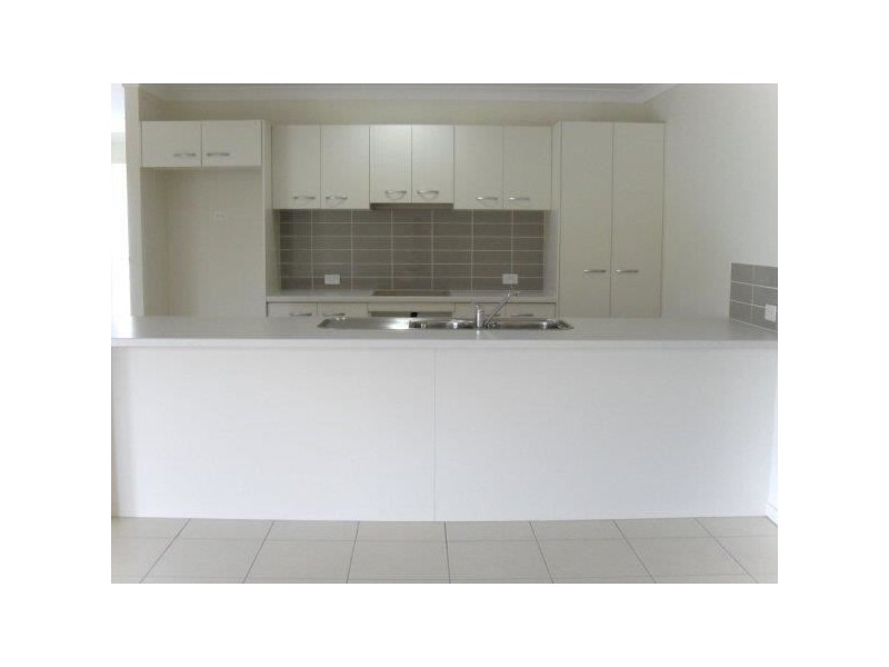 4 Sapelli Street, Morayfield QLD 4506