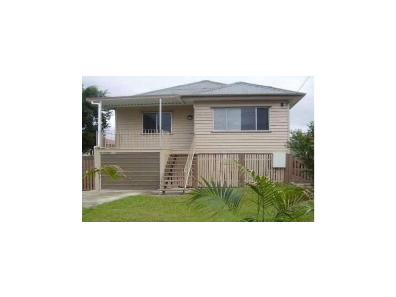 32 Church Road, Zillmere QLD 4034