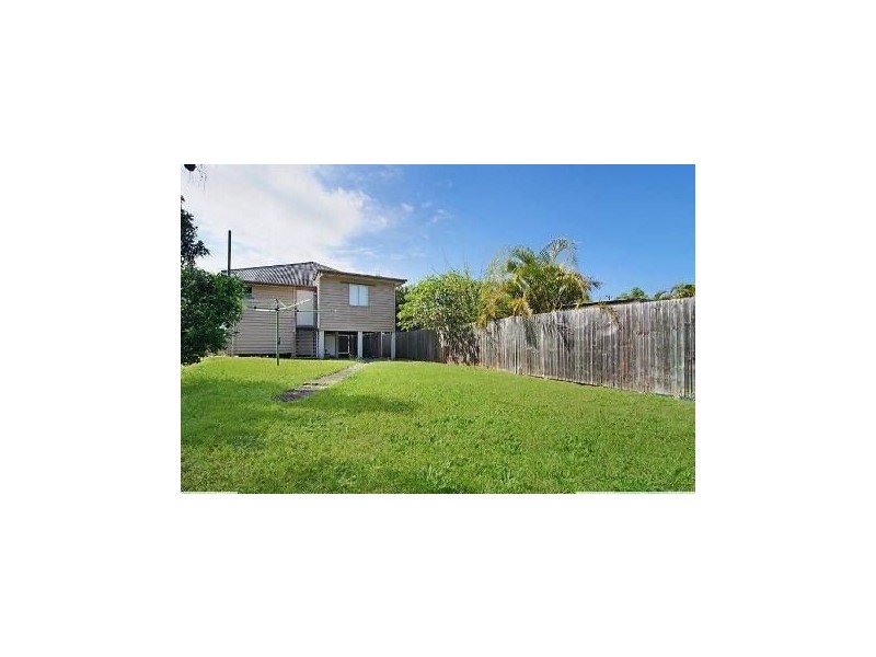32 Church Road, Zillmere QLD 4034