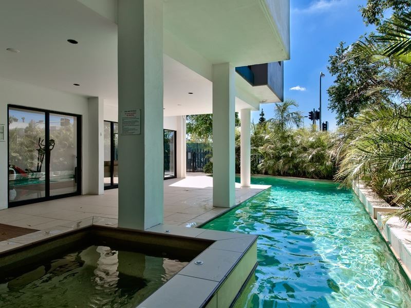 56/37 Playfield street, Chermside QLD 4032