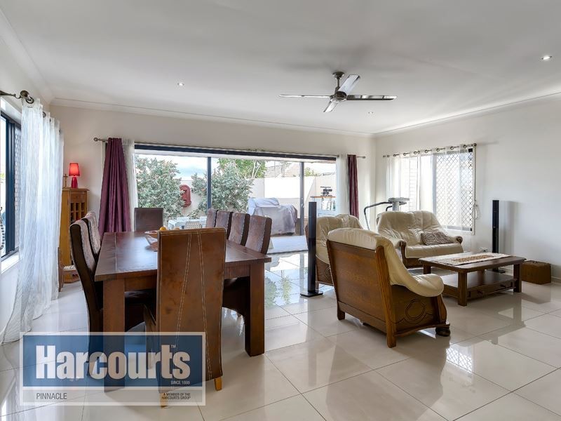 8 Forrestal Cct, North Lakes QLD 4509