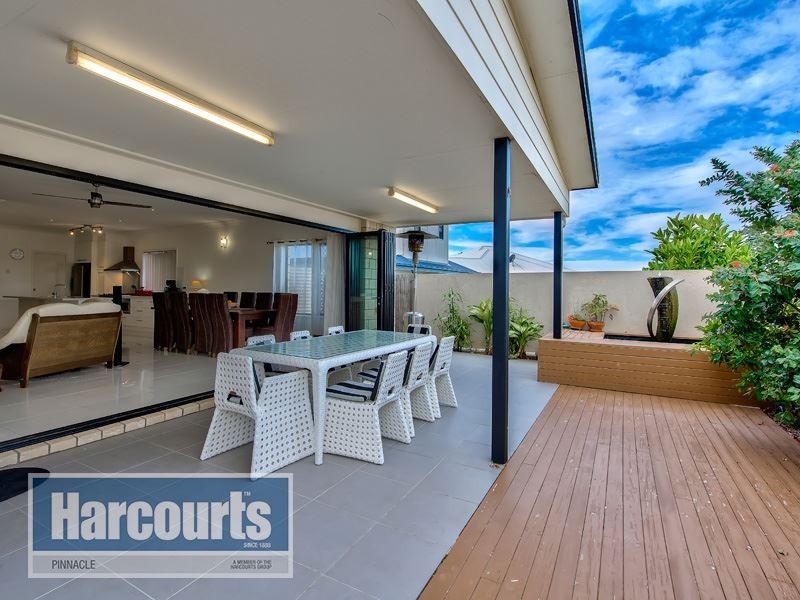 8 Forrestal Cct, North Lakes QLD 4509