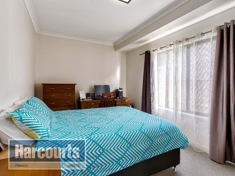 8 Forrestal Cct, North Lakes QLD 4509