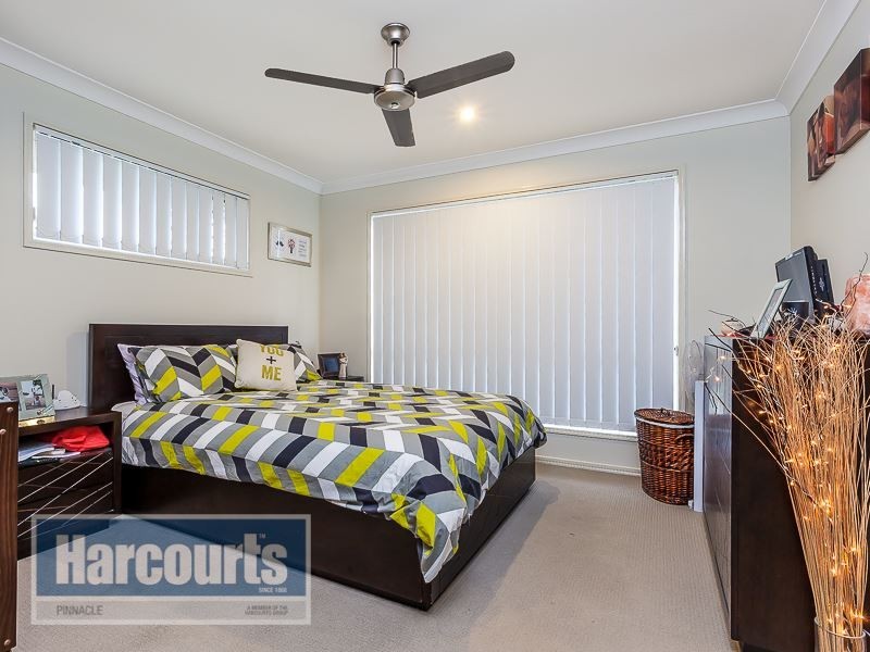 4 Sears Parade, North Lakes QLD 4509