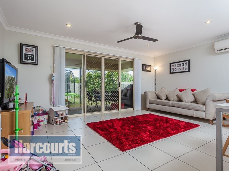 4 Sears Parade, North Lakes QLD 4509