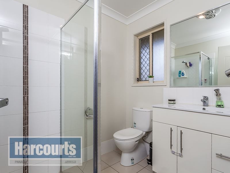 4 Sears Parade, North Lakes QLD 4509