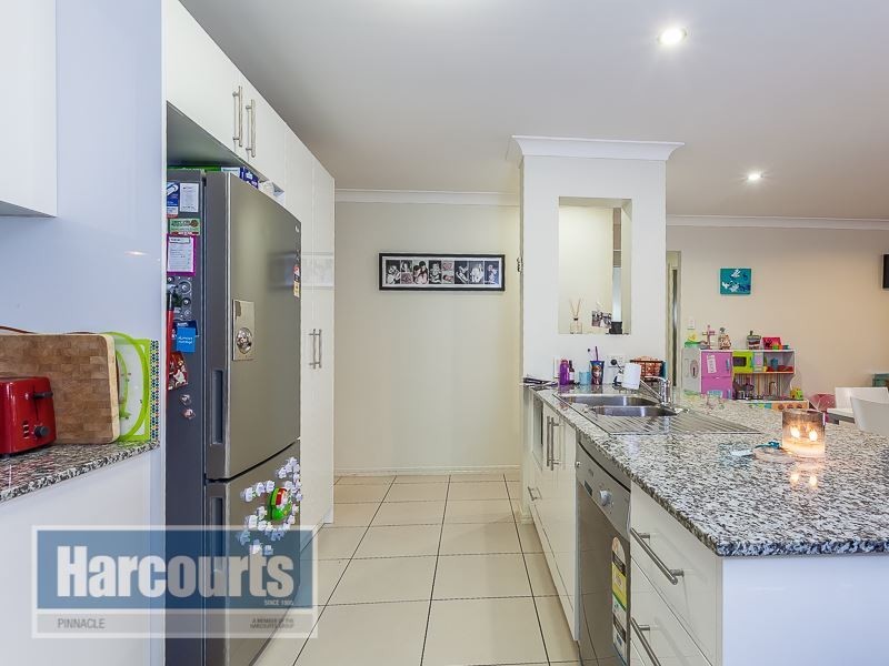 4 Sears Parade, North Lakes QLD 4509