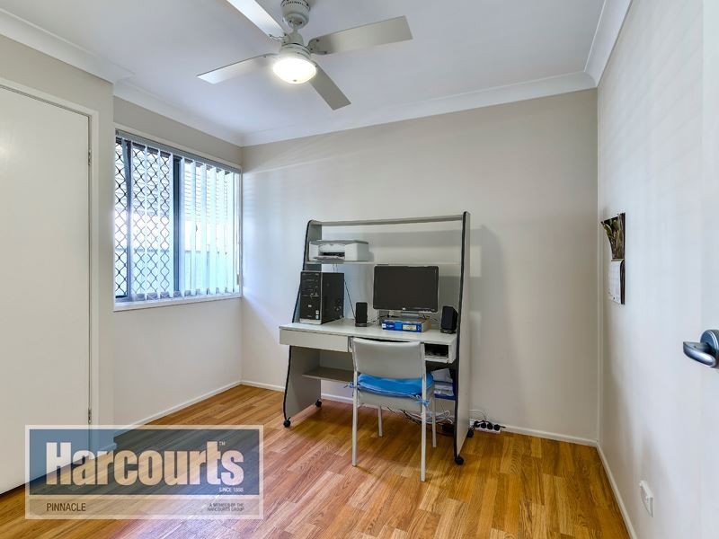 34 Vaucluse Cres, Petrie QLD 4502