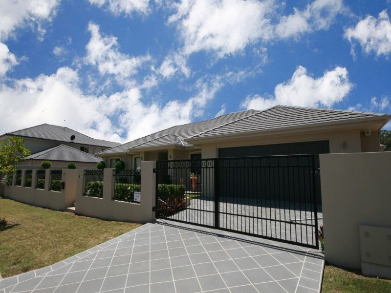 12 Cienna Place, Bridgeman Downs QLD 4035