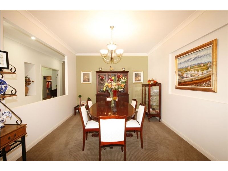 12 Cienna Place, Bridgeman Downs QLD 4035