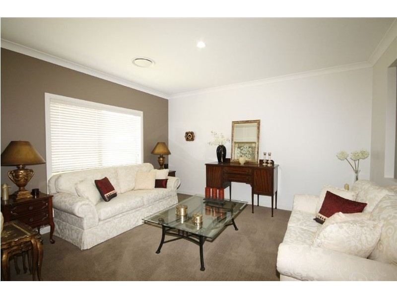 12 Cienna Place, Bridgeman Downs QLD 4035