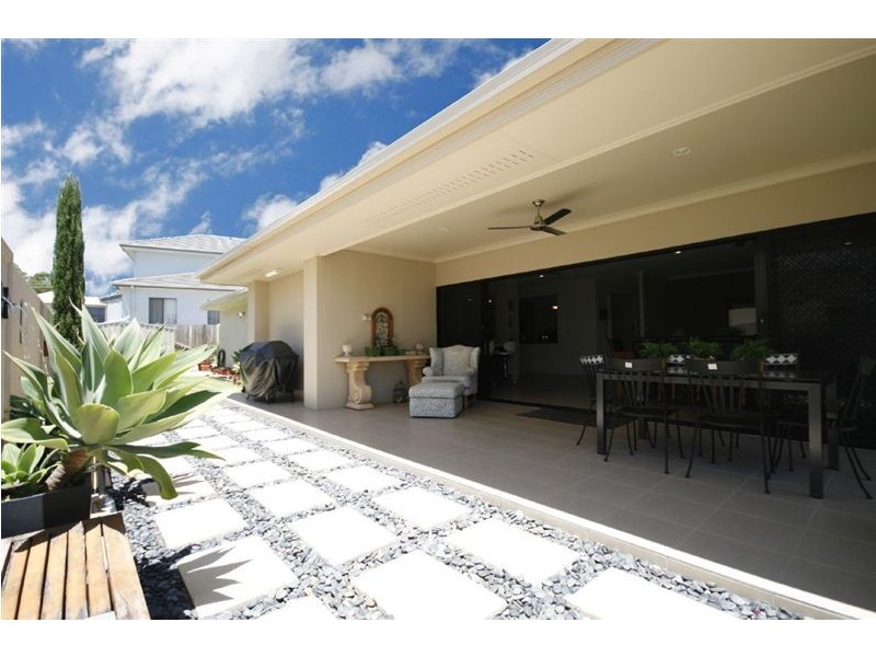 12 Cienna Place, Bridgeman Downs QLD 4035