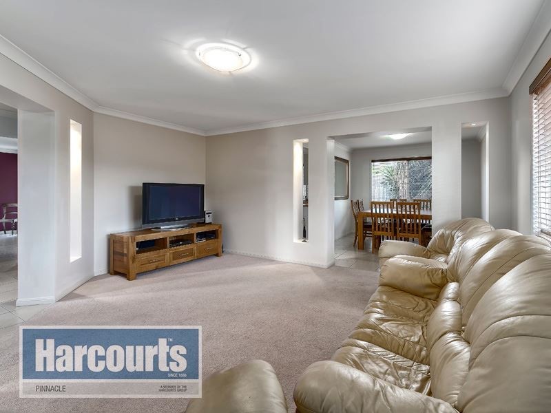 7 Capella Place, Bridgeman Downs QLD 4035