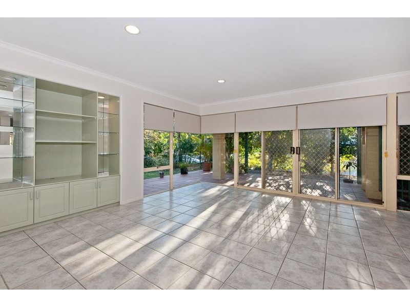 1 Redford Crescent, Mcdowall QLD 4053