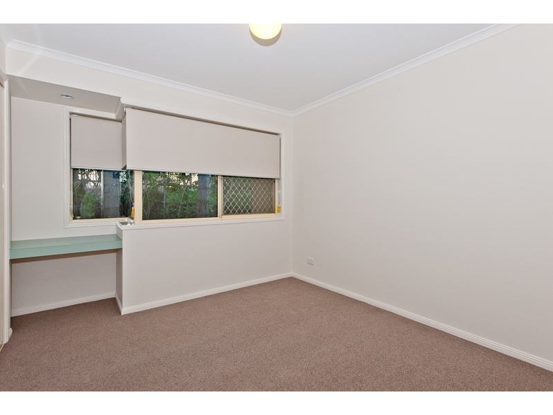 1 Redford Crescent, Mcdowall QLD 4053