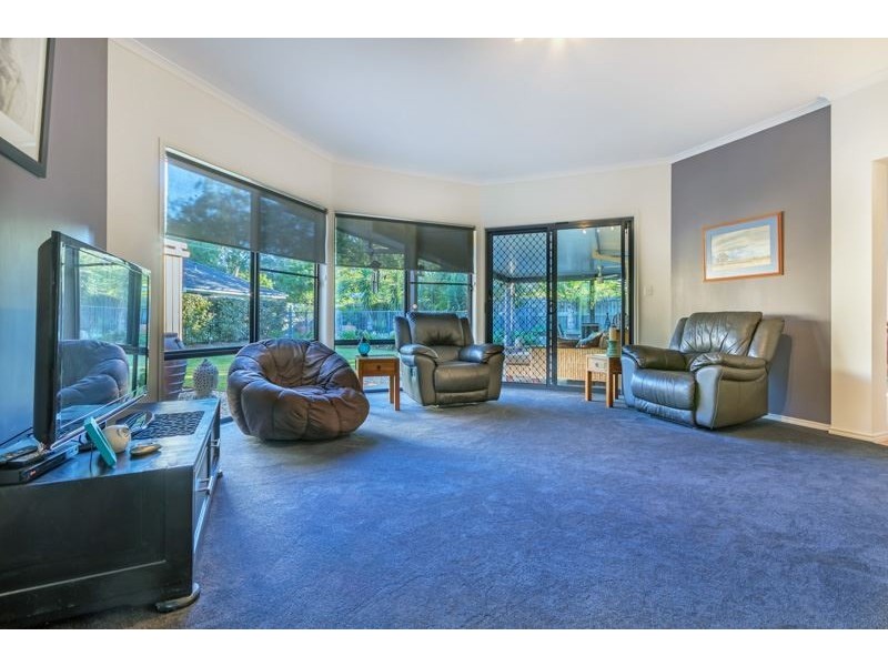 26 Links Crescent, Joyner QLD 4500