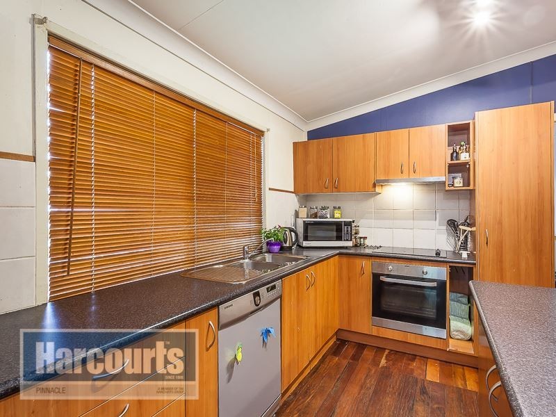 12 Barton Street, Everton Park QLD 4053