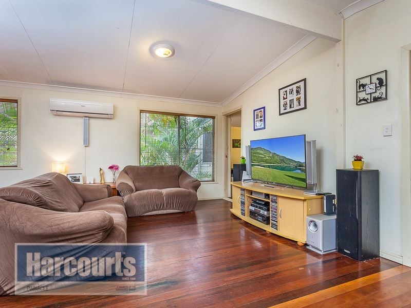 12 Barton Street, Everton Park QLD 4053