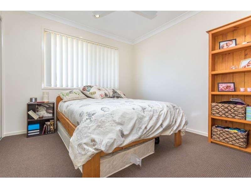 128 Graham Rd, Morayfield QLD 4506