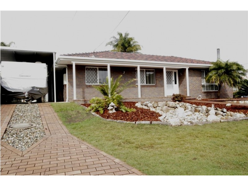 27 Kingfisher St, Albany Creek QLD 4035