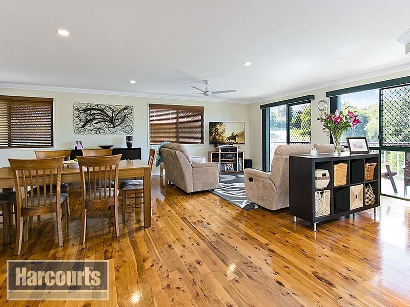 6 Midson St, Petrie QLD 4502