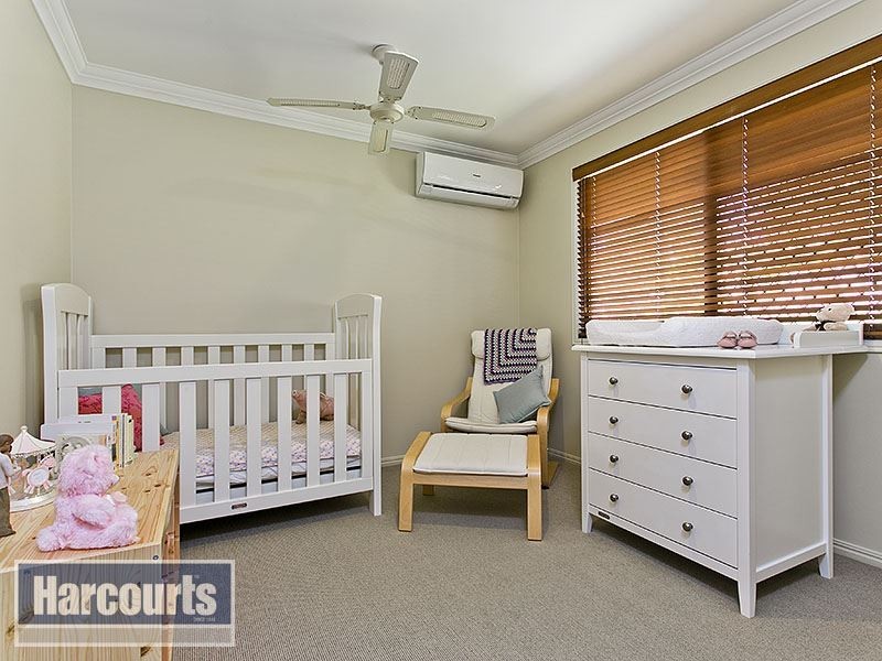 6 Midson St, Petrie QLD 4502