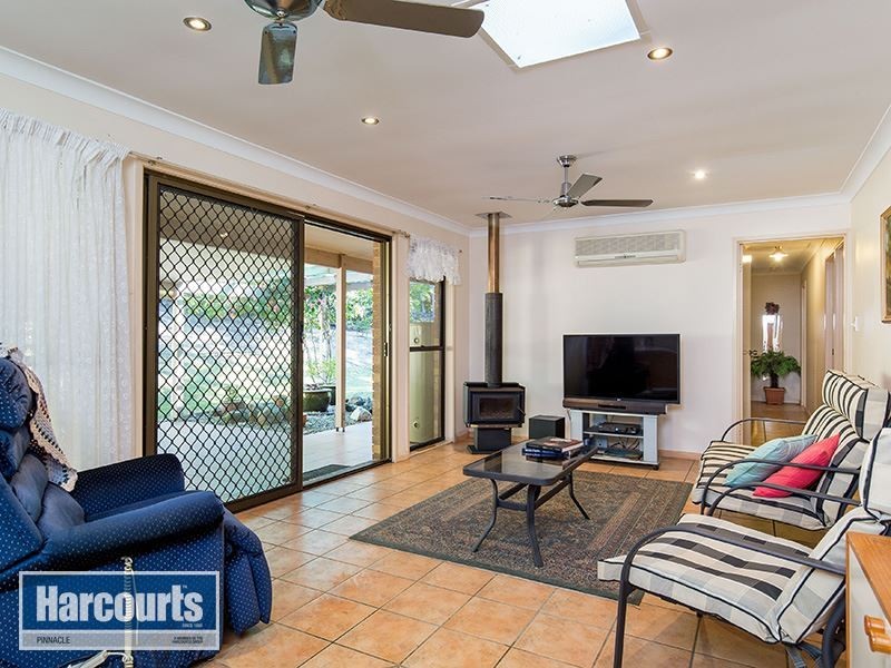 29 Cashmere Lane, Cashmere QLD 4500