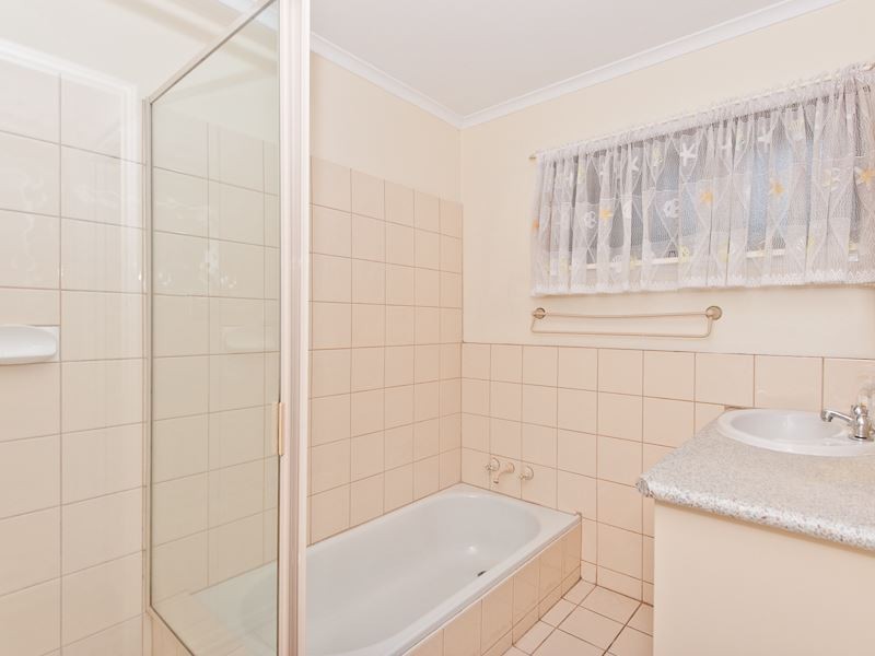 32 Lily St, Everton Hills QLD 4053