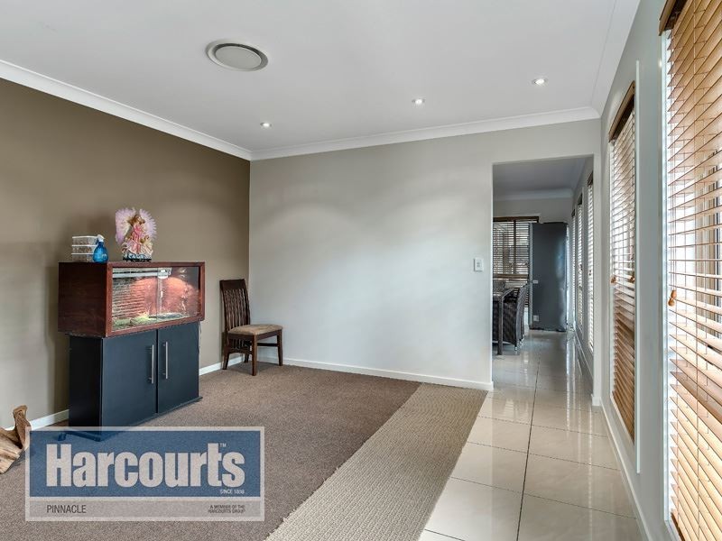 7 Jacques Close, Caboolture QLD 4510
